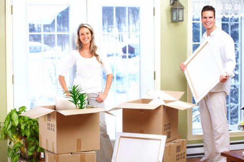 Booking and payment terms for moving services